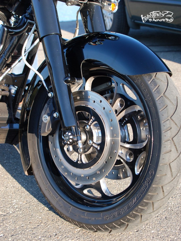 Bad Dad Wrapped Fender and RC Holeshot 18" wheels