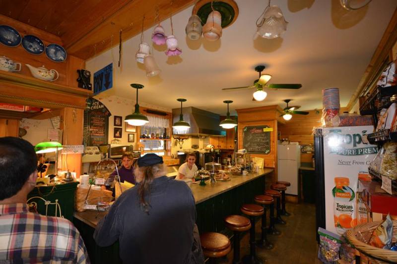 freight house inside1