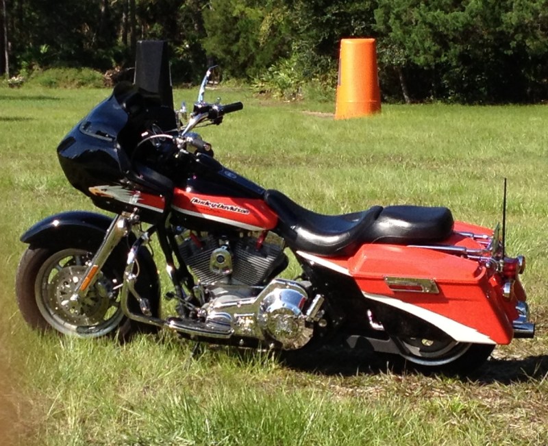 Mike Tanacea's 2000 Screaming Eagle Road Glide USAF 1975- 1979
