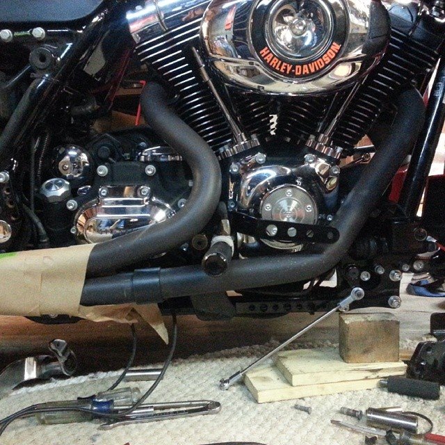 test fitting a thunder header exhaust