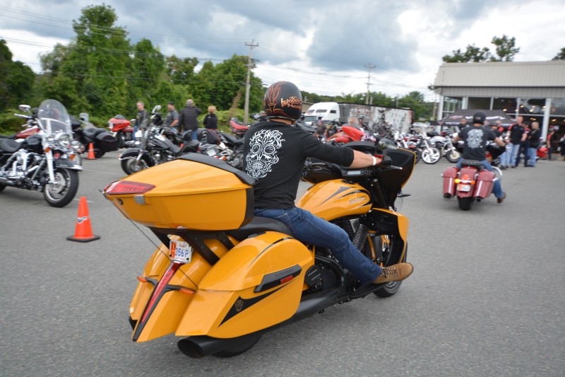Victory Cross Country with Tour Pack